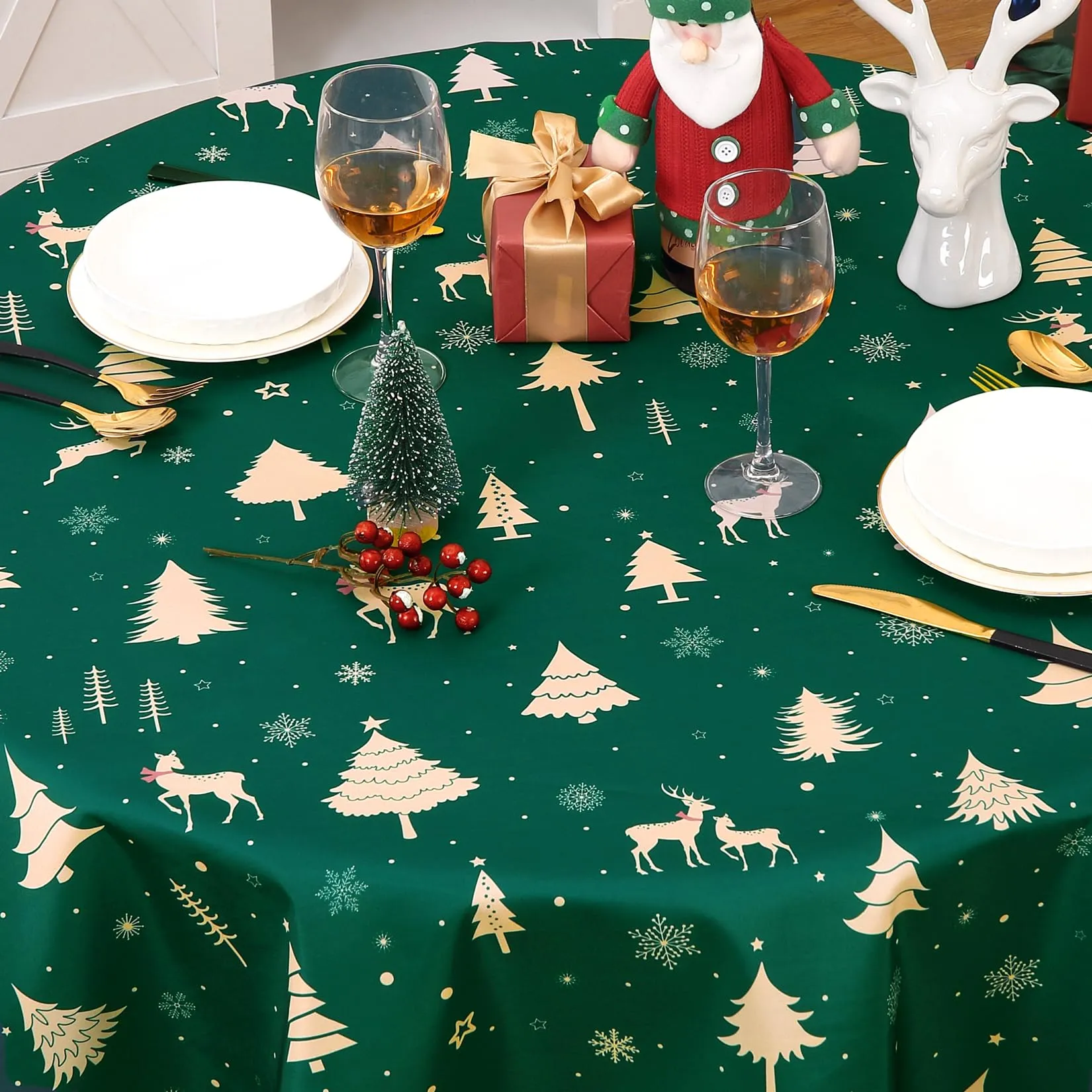 GARVEE Christmas Table Cloth Round 60 Inch, Waterproof Winter Holiday Xmas Deer Tree Kitchen Christmas Decorations for Table, Round Table Cloth for Home Party Dining Table Décor Indoor Outdoor, Green