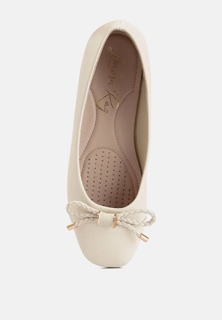 Moi Metallic Embellished Flat Ballerinas By Ruw