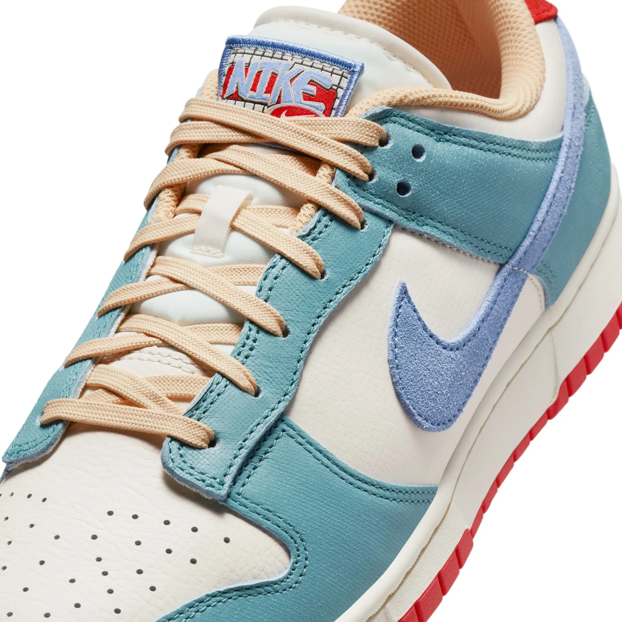 Nike Dunk Low PRM Pale Ivory Royal Pulse HJ9112-110